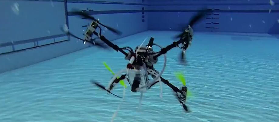 Hem Havada Hem Suda Giden Drone Görücüye Çıktı | Robocombo